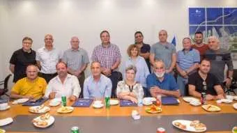 נמל אשדוד: פרידה משישה עובדים שיצאו לגמלאות