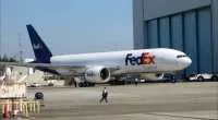 FedEx מכפילה את רשת השירותים הגלובאלית